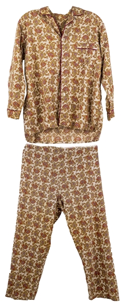 Bruce Lee's Personally Owned & Worn Pajamas in a Paisley Pattern